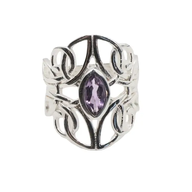 Ring - 925 Sterling Silver - Celtic Design - Amethyst Gemstone